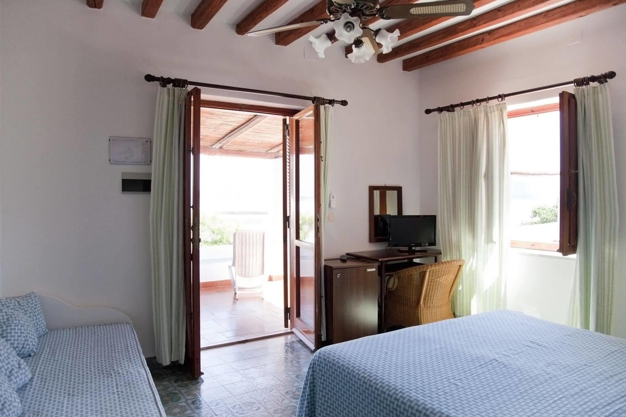 Hotel Cincotta Panarea Dış mekan fotoğraf